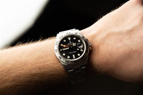 rolex explorer 2 wrist dimensions.